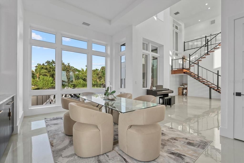 Dining room, Interior, Marble, Pendant Lights, Piano, Recessed Lighting