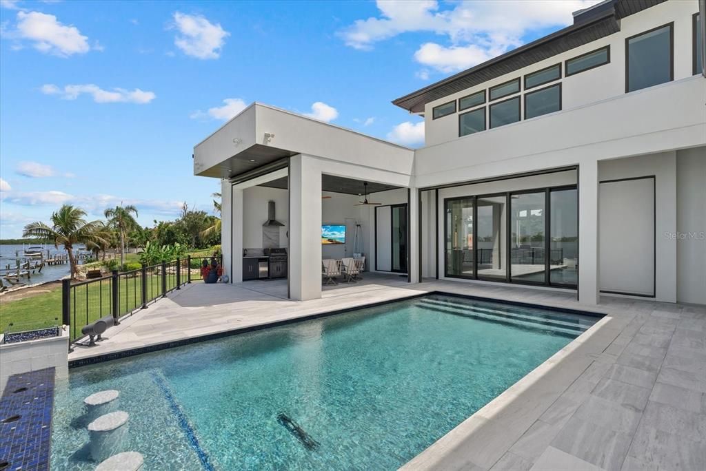 Exterior, Pool, Water