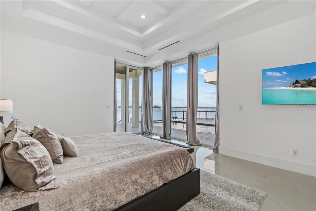 Bedroom, Interior, Recessed Lighting, Water