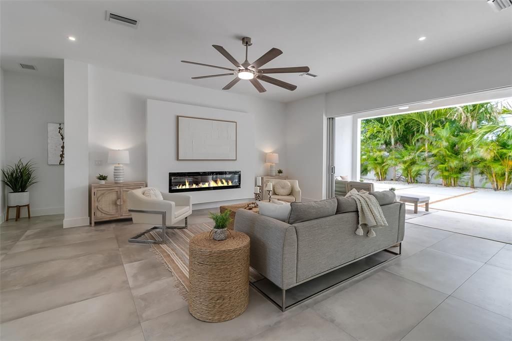 Fireplace, Interior, Living room, Recessed Lighting