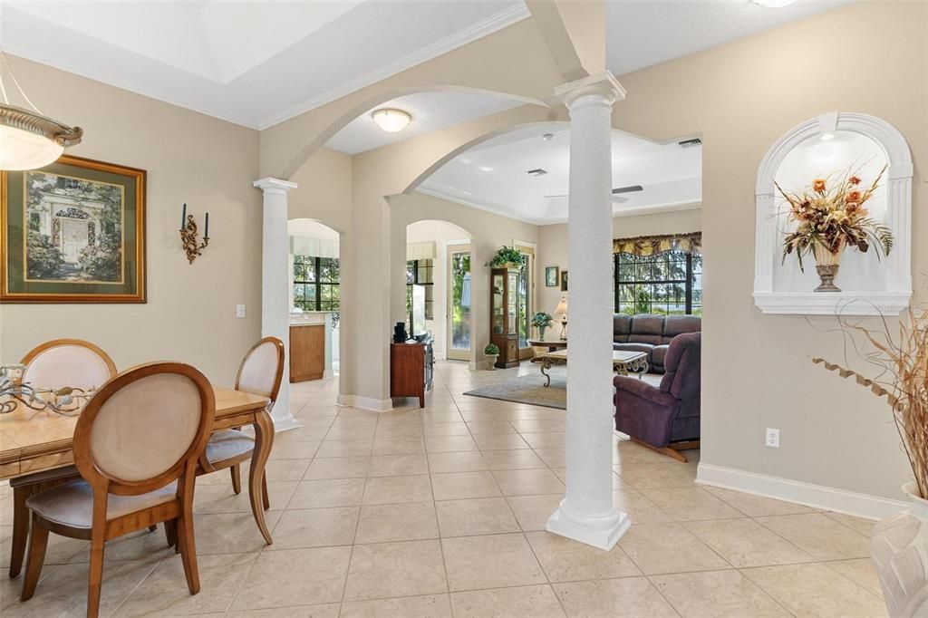 Dining room, Interior, Living room, Recessed Lighting