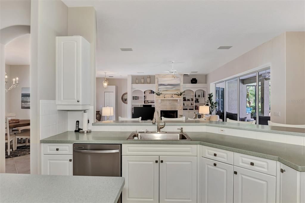 Fireplace, Interior, Kitchen, Pendant Lights