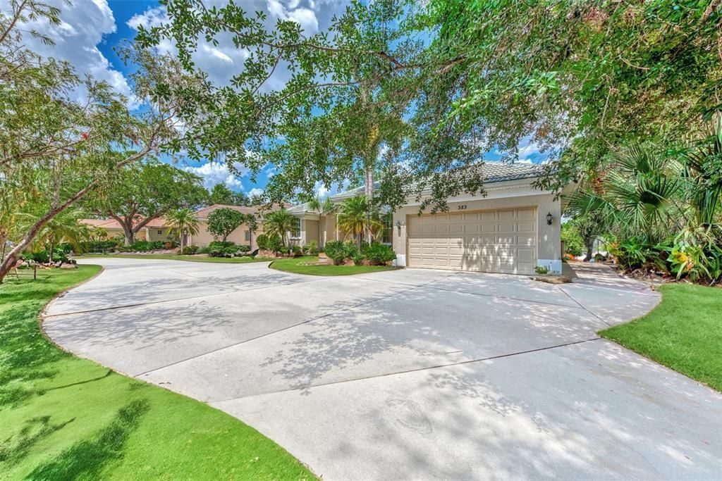 Backyard, Detached Garage, Exterior