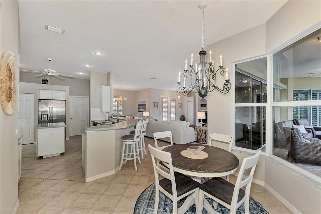 Chandelier, Dining room, Interior, Kitchen, Recessed Lighting