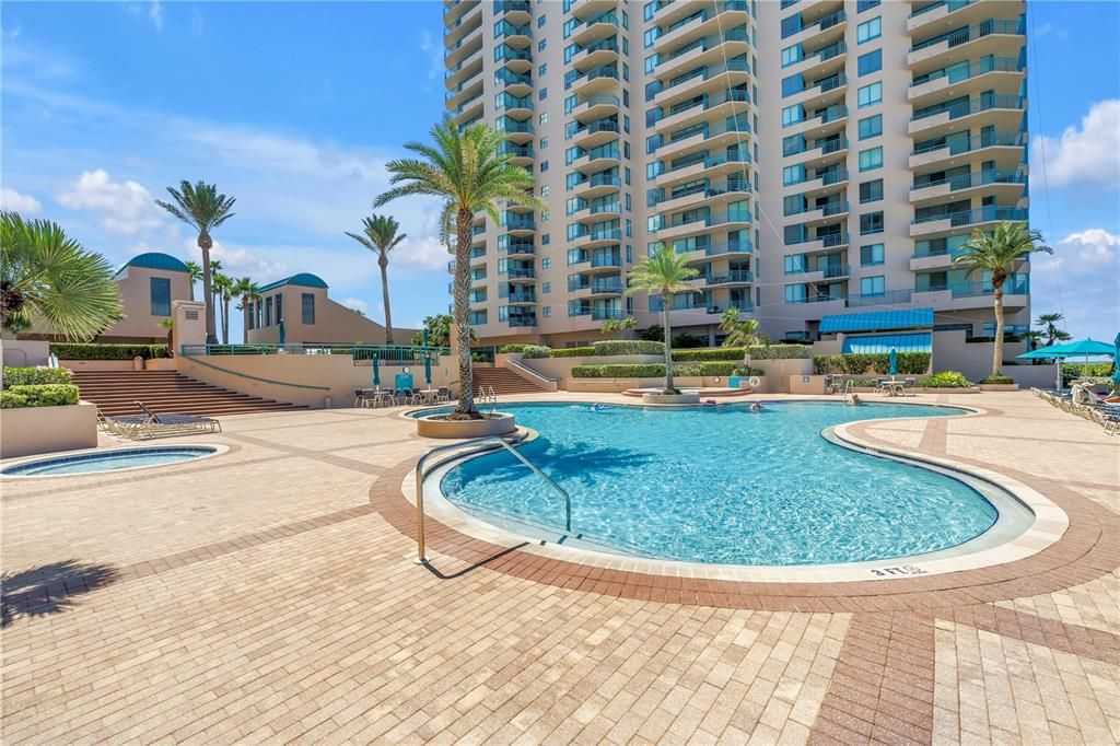 Exterior, Pool