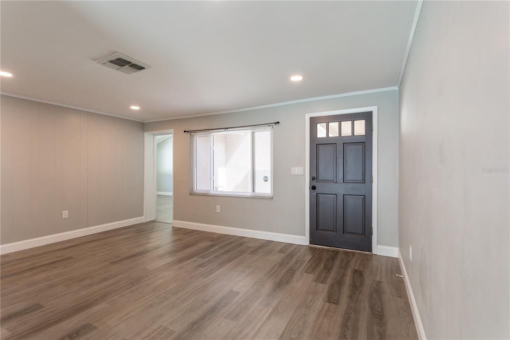 Empty room, Interior, Recessed Lighting, Wood Texture Flooring