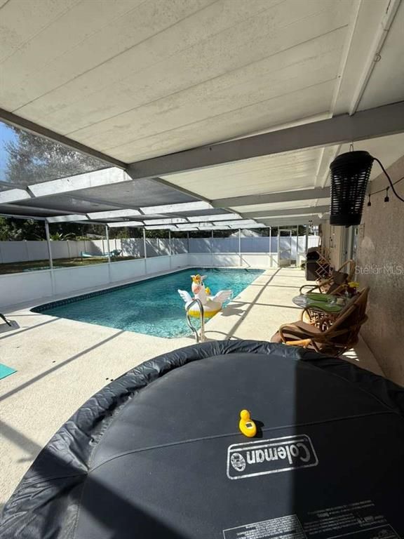 Interior, Pool, Sun Room