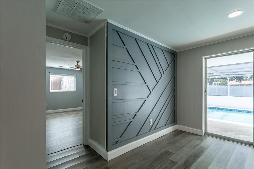 Empty room, Interior, Recessed Lighting, Wood Texture Flooring