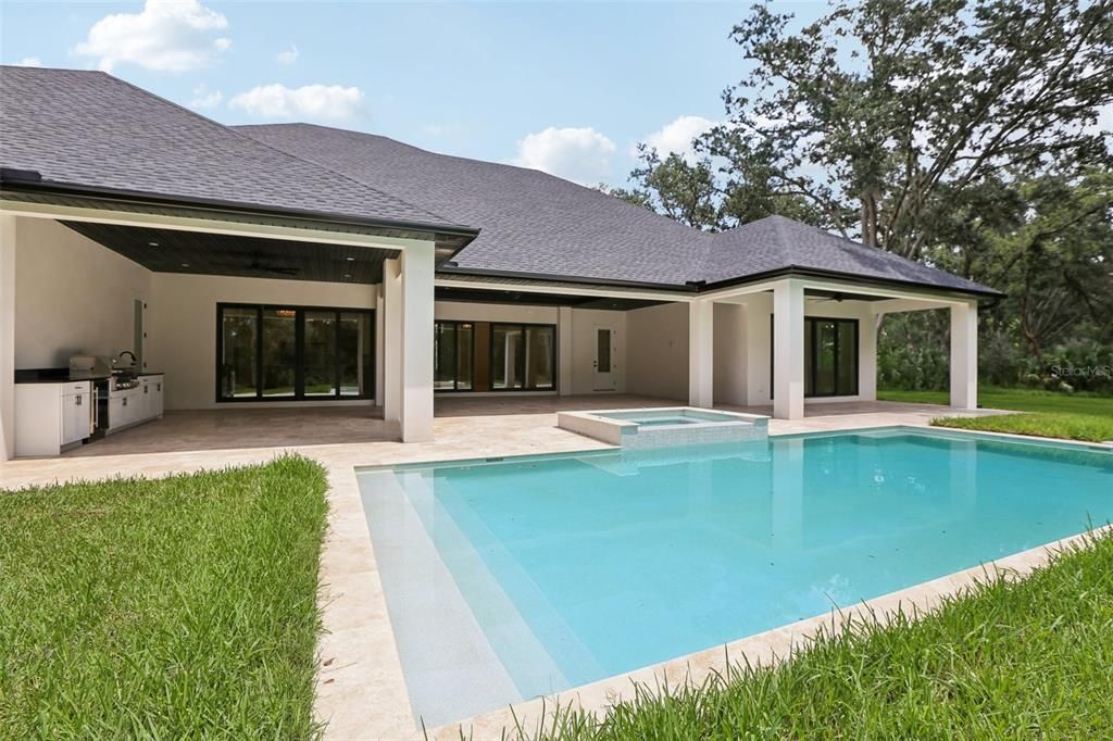 Exterior, Pool