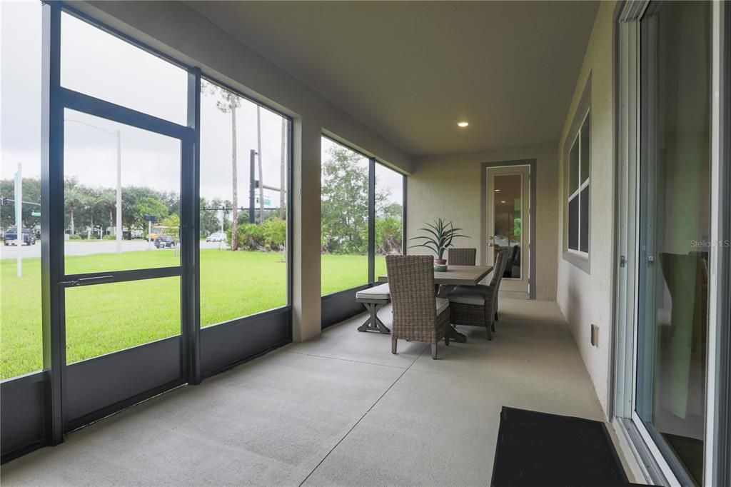 Dining room, Interior, Recessed Lighting, Sun Room