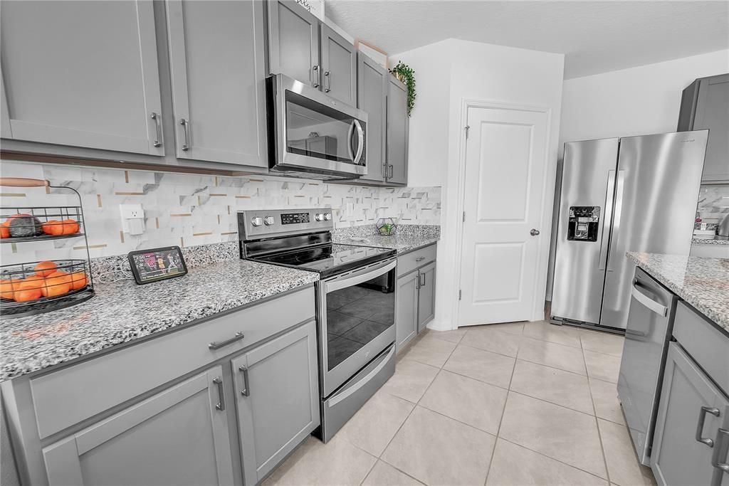Interior, Kitchen, Stainless Steel Appliances