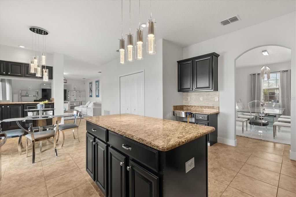 Dining room, Interior, Kitchen, Pendant Lights, Recessed Lighting