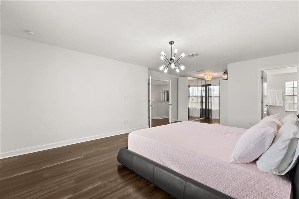 Bedroom, Interior, Pendant Lights, Wood Texture Flooring