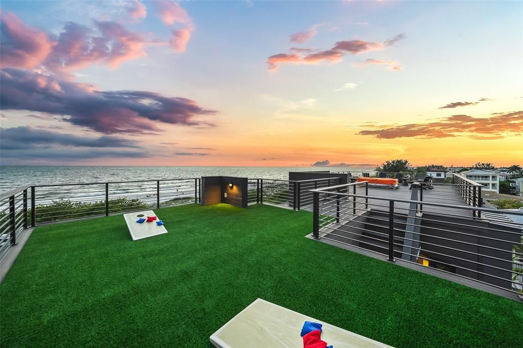 Backyard, Exterior, Water