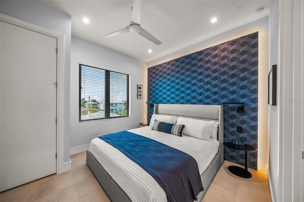 Bedroom, Interior, Recessed Lighting