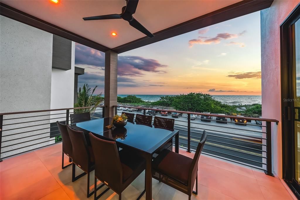 Water, Exterior, Dining room, Other