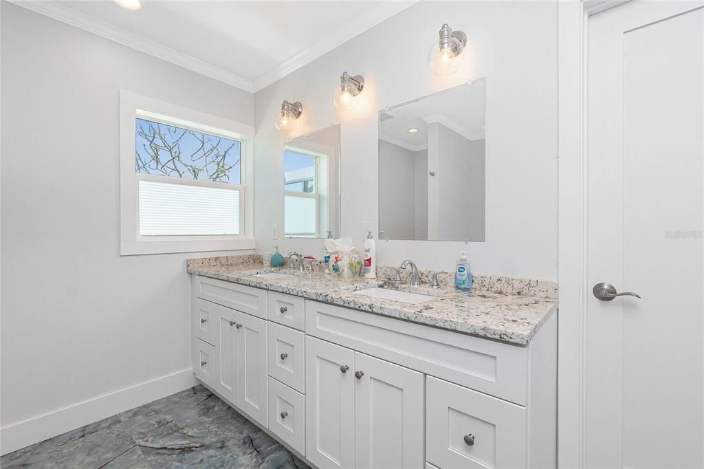 Bathroom, Dual Sink Vanities, Interior