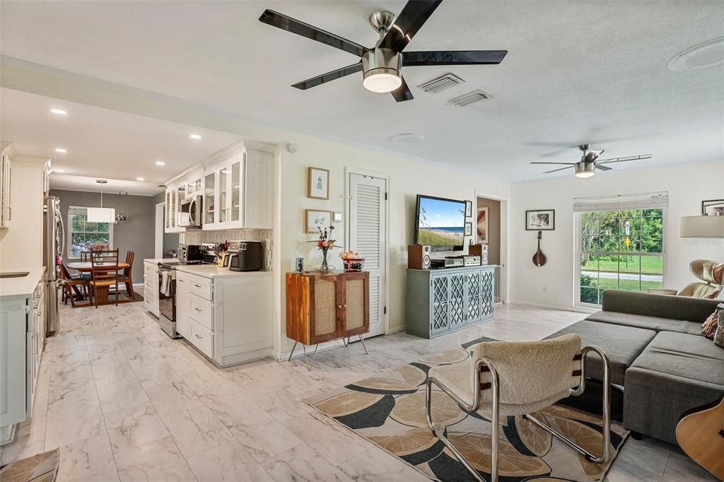 Dining room, Interior, Kitchen, Living room, Marble, Recessed Lighting