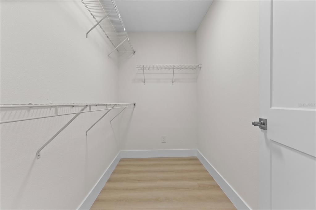 Interior, Walk-in Closets, Wood Texture Flooring