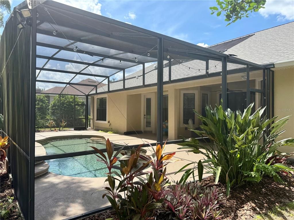Exterior, Glass Ceilings, Pool, Sun Room