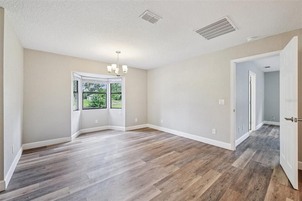 Chandelier, Empty room, Interior, Wood Texture Flooring