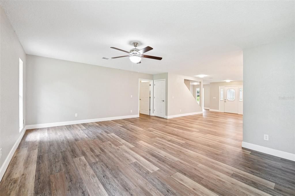 Empty room, Interior, Recessed Lighting, Wood Texture Flooring