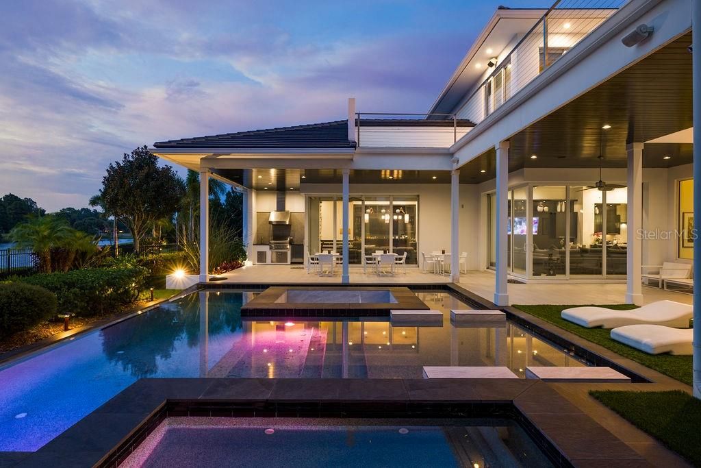 Exterior, Pool