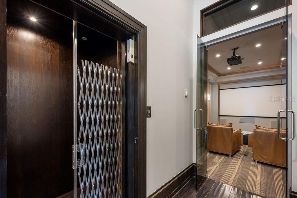 Interior, Recessed Lighting