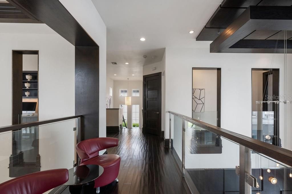 Interior, Pendant Lights, Recessed Lighting, Wood Texture Flooring