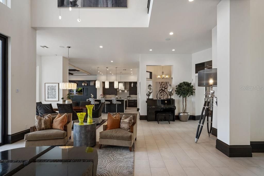 Dining room, Interior, Kitchen, Living room, Pendant Lights, Recessed Lighting, Stainless Steel Appliances