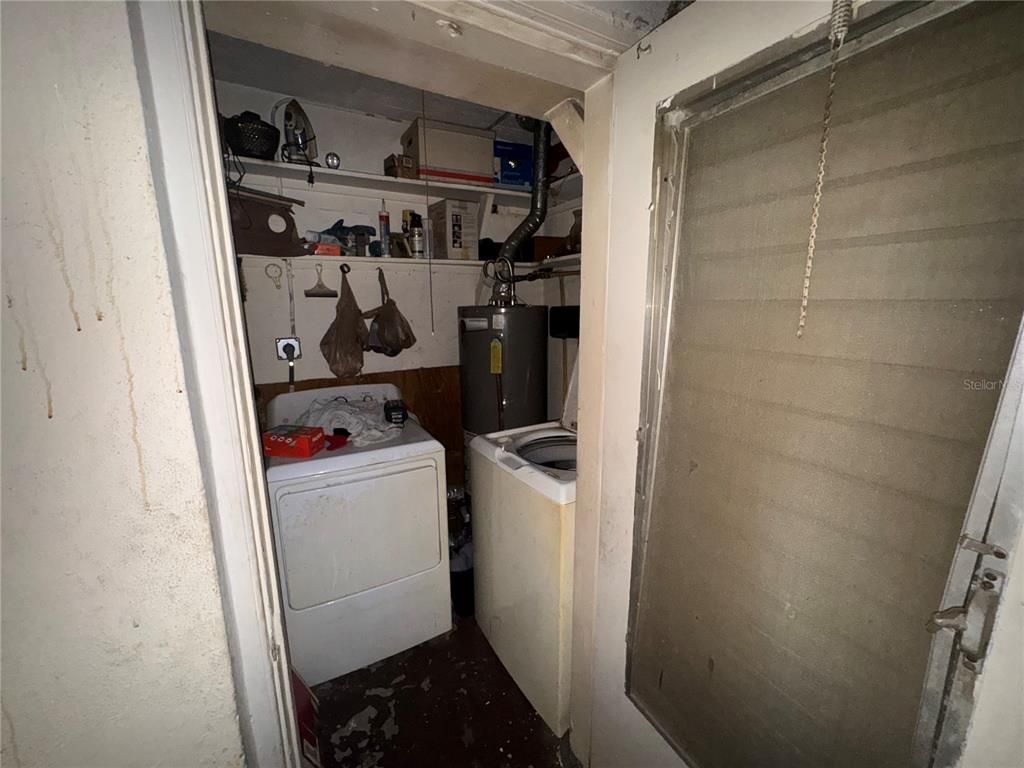 Interior, Utility Closets, Washer