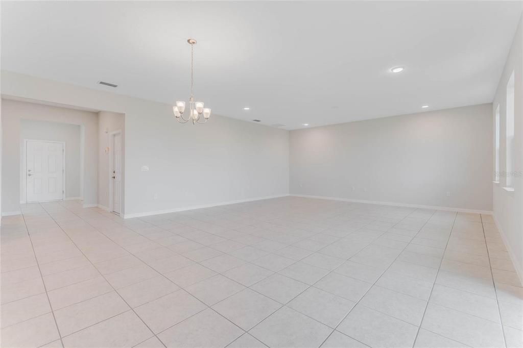 Chandelier, Empty room, Interior, Recessed Lighting