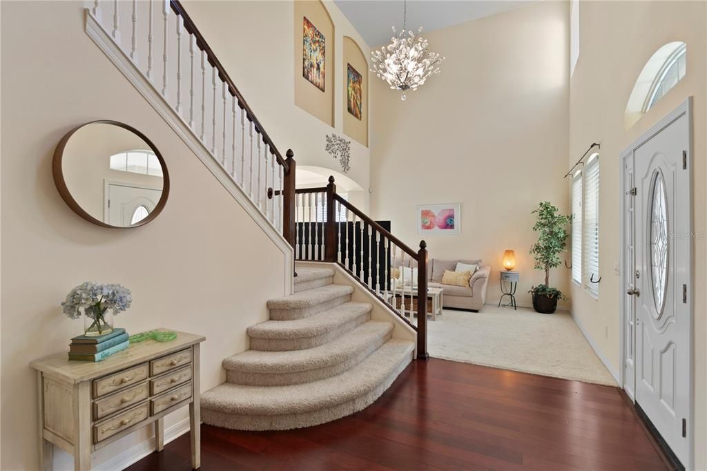 Chandelier, Interior, Wood Texture Flooring