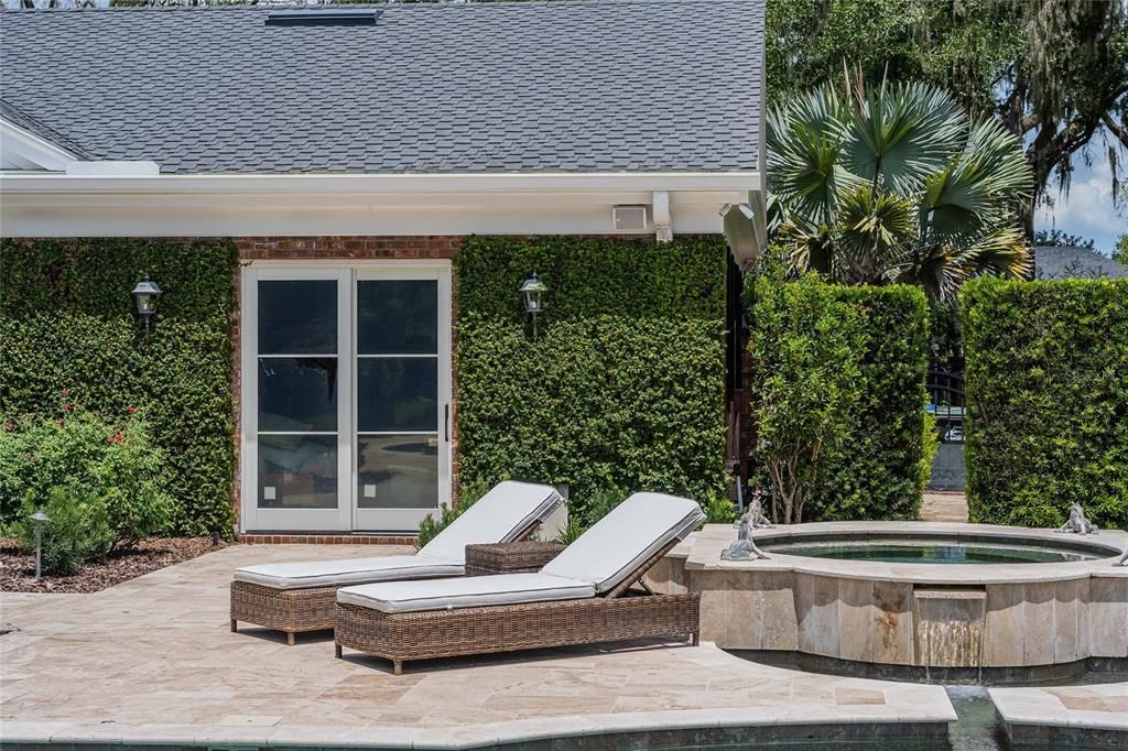 Exterior, Pool