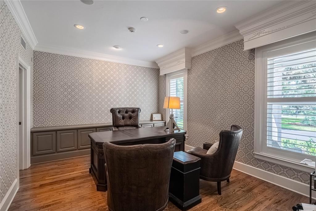 Home Office, Interior, Recessed Lighting, Wood Texture Flooring