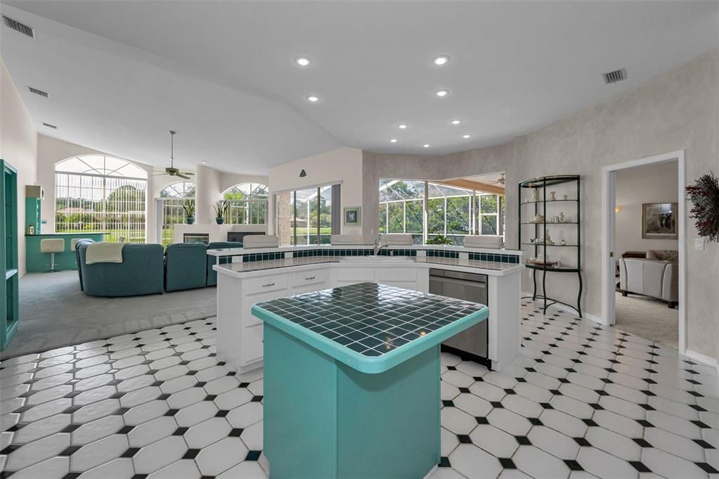 Interior, Kitchen, Living room, Pendant Lights, Recessed Lighting, Tile Countertops