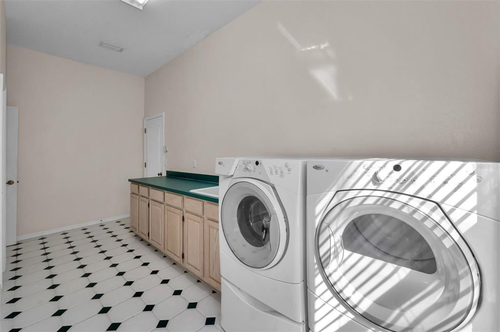 Interior, Washer
