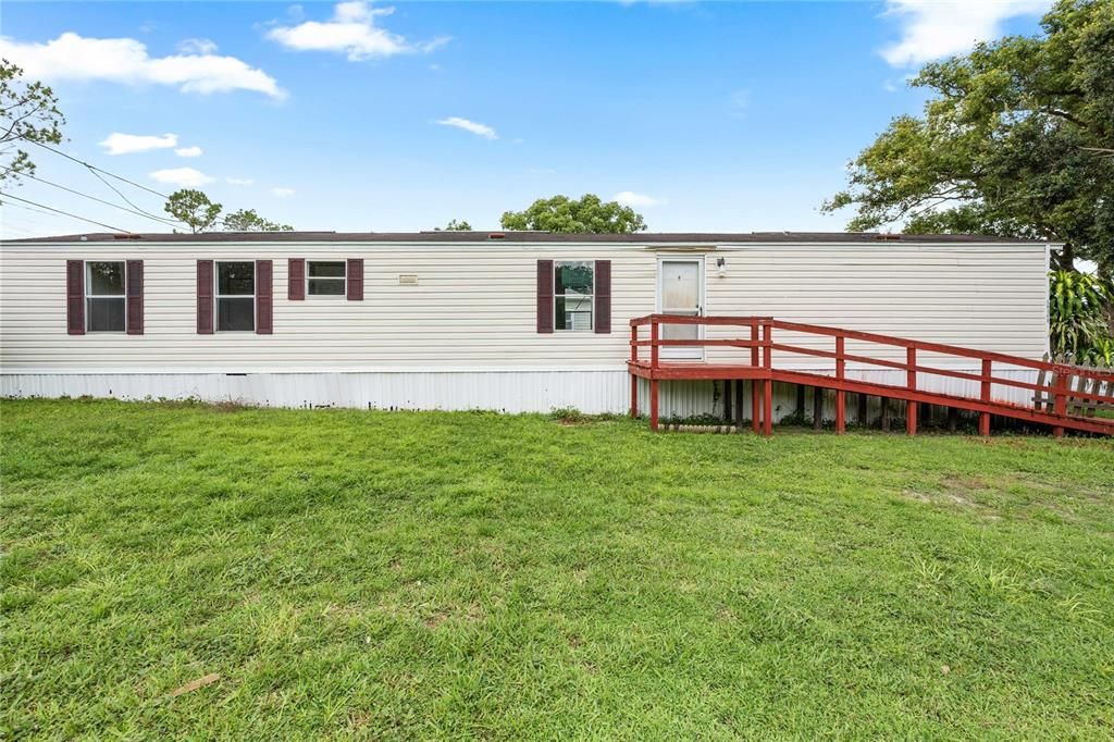 Backyard, Exterior
