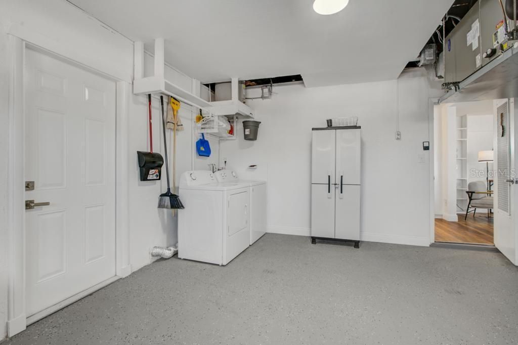 Interior, Washer