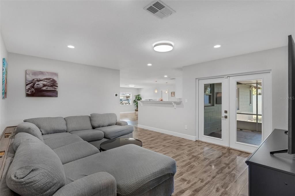 Interior, Kitchen, Living room, Pendant Lights, Recessed Lighting, Wood Texture Flooring