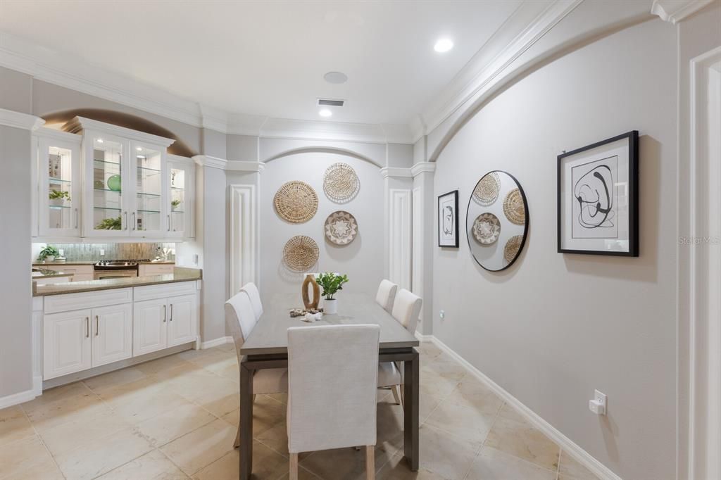 Dining room, Interior, Recessed Lighting