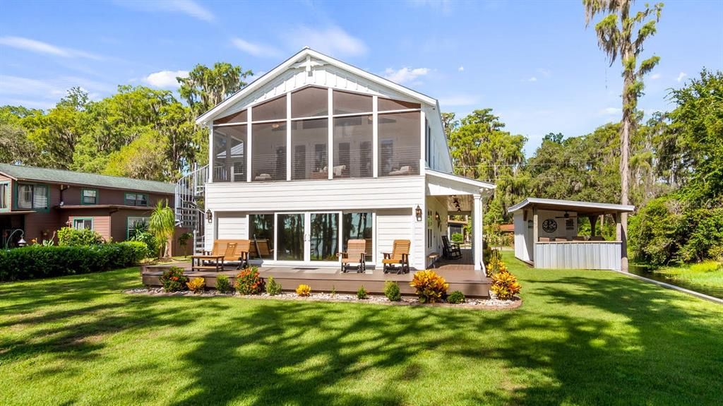 Backyard, Exterior