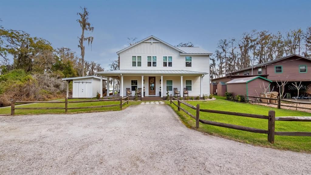 Backyard, Exterior, Facade, Farmhouse