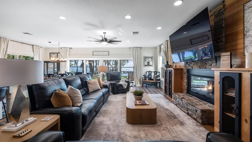 Dining room, Fireplace, Interior, Living room, Pendant Lights, Recessed Lighting