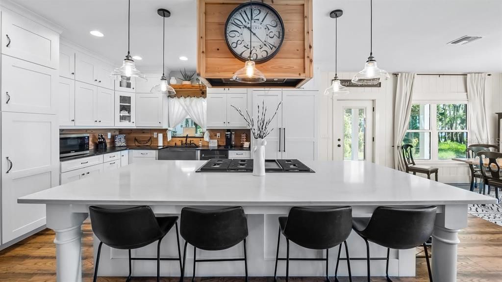 Interior, Kitchen, Pendant Lights, Recessed Lighting, Wood Texture Flooring