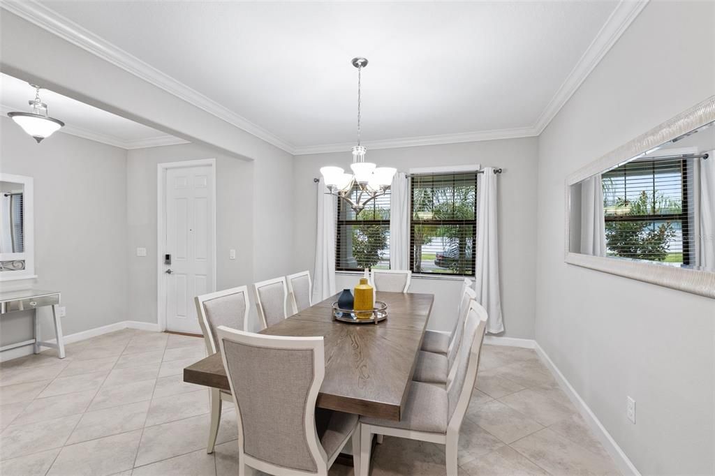 Chandelier, Dining room, Interior