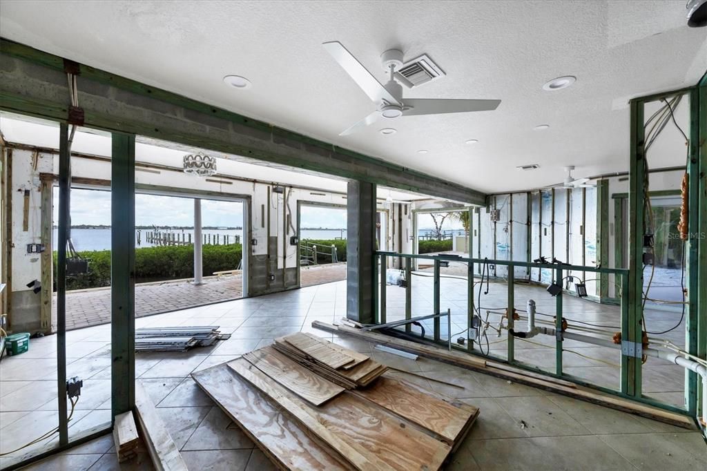 Interior, Recessed Lighting, Sun Room, Water