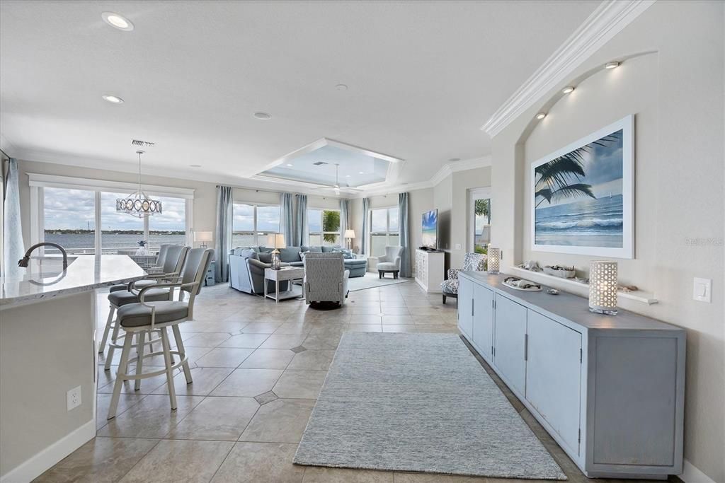 Chandelier, Dining room, Interior, Living room, Pendant Lights, Recessed Lighting, Water