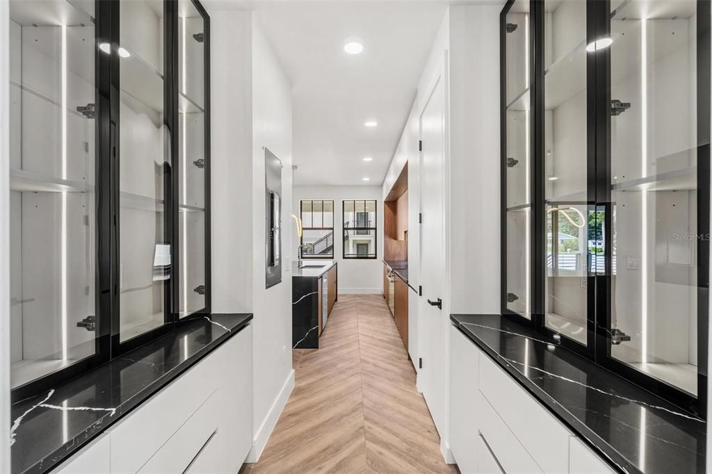 Interior, Recessed Lighting, Wood Texture Flooring