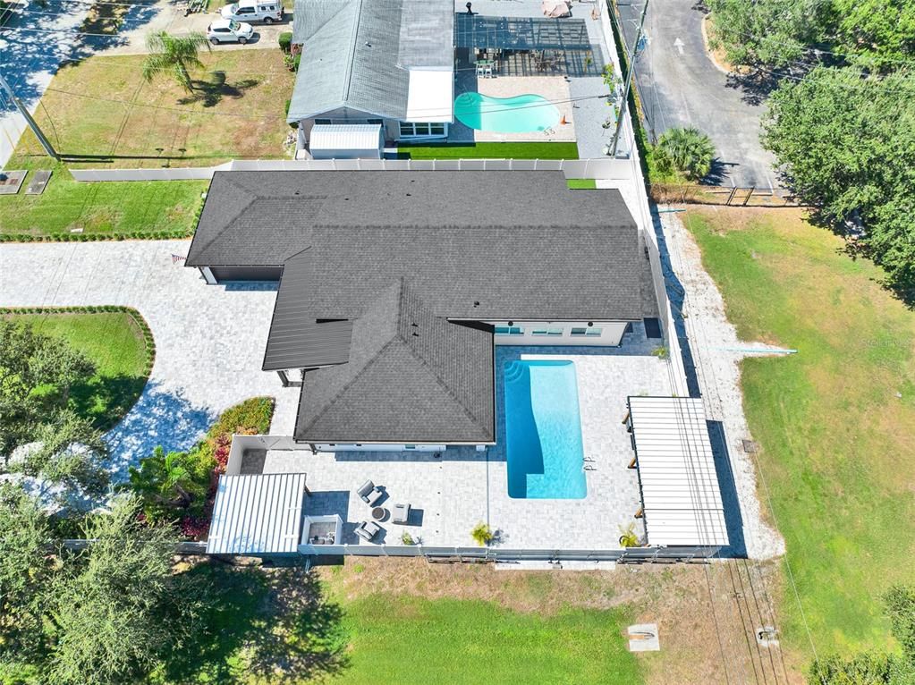Exterior, Drone
